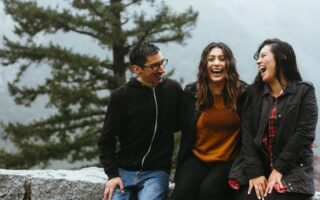 types of people you need in your life, people that will help to have true happiness in life